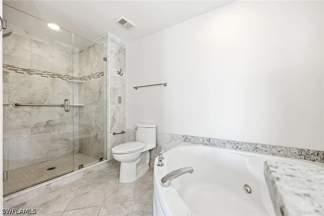 Photo of Unit 407 at 13105 Vanderbilt Drive