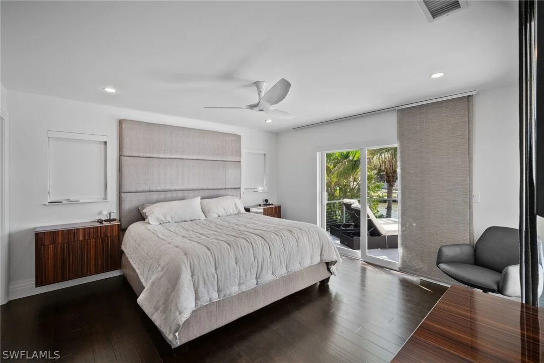 Photo of 266 Egret Avenue