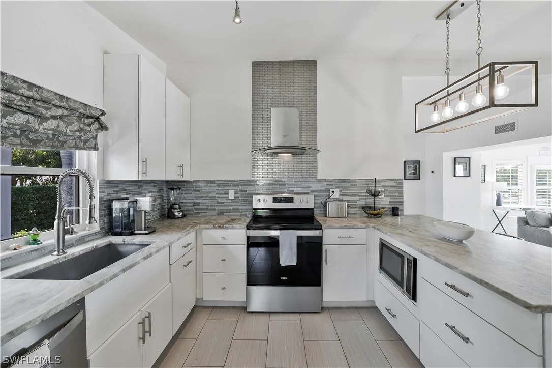 Photo of 1712 Harbor Lane