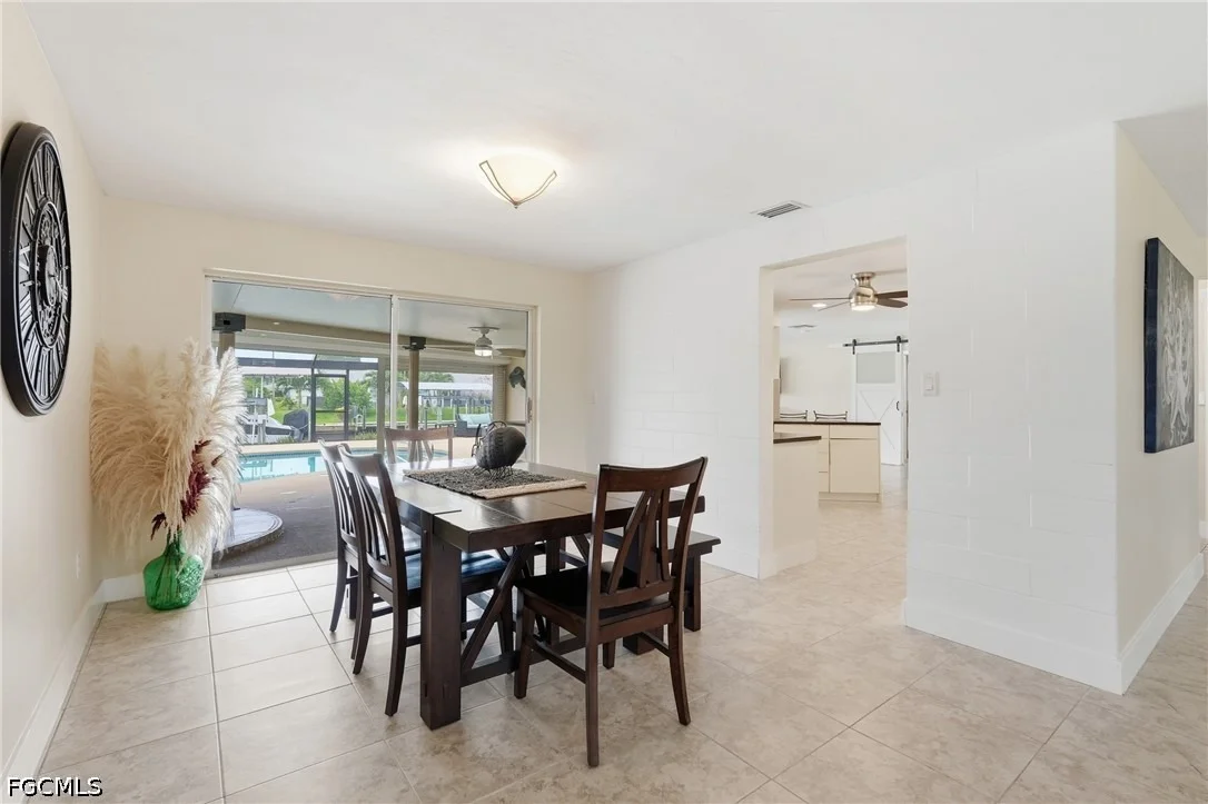 Photo of 418 Avalon Drive
