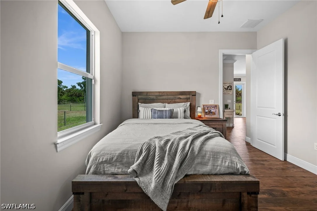 Photo of 1960 Moulder Drive
