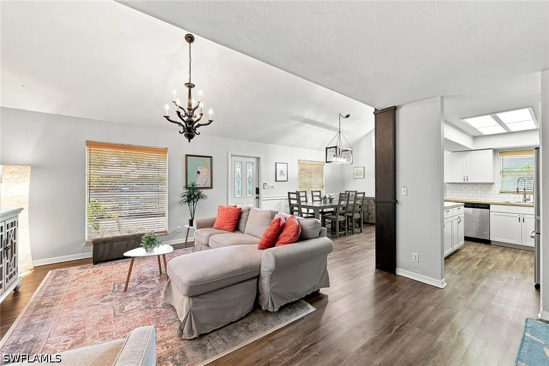 Photo of 862 97th Avenue N