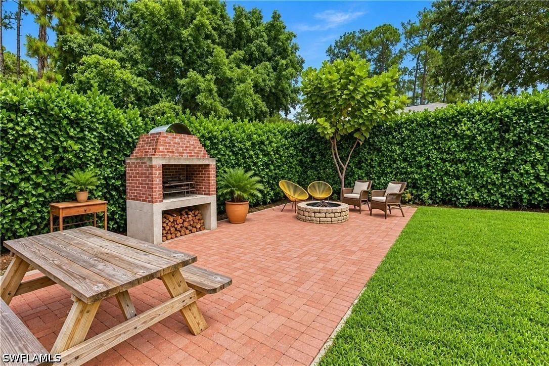 Photo of 4875 Teak Wood Drive