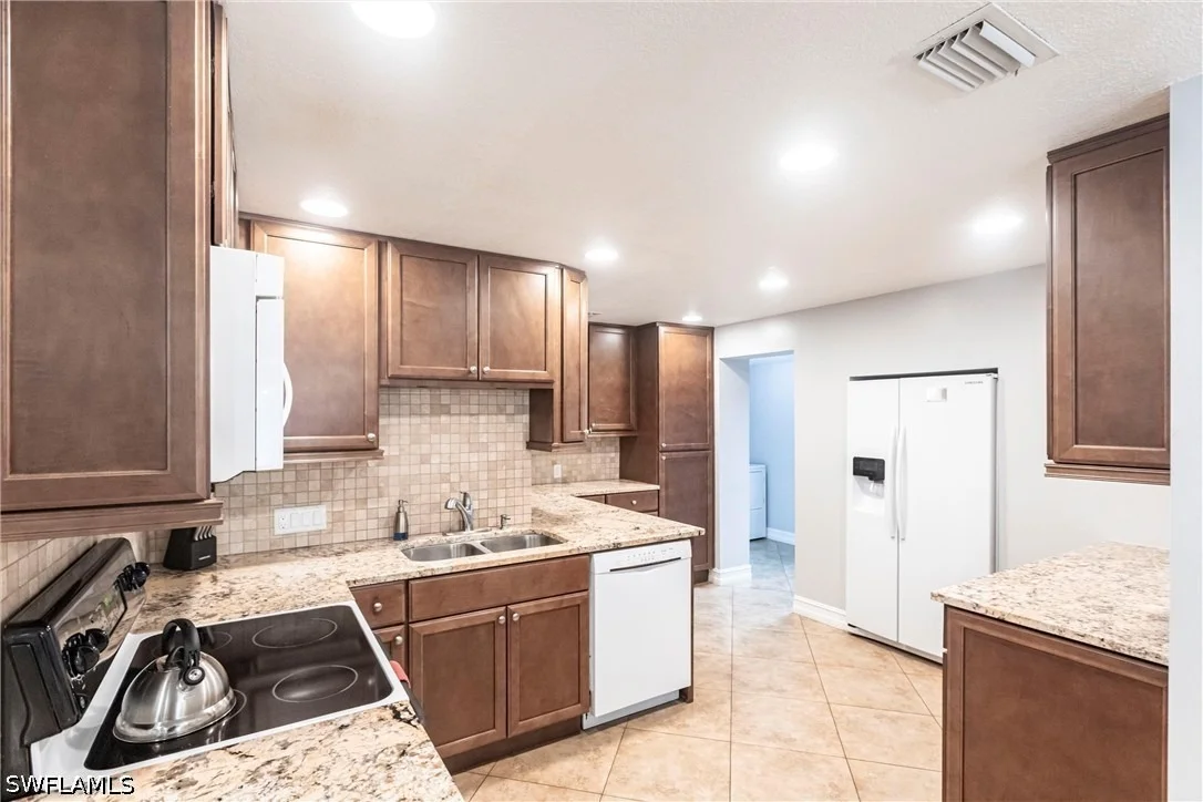 Photo of 808 110th Avenue N