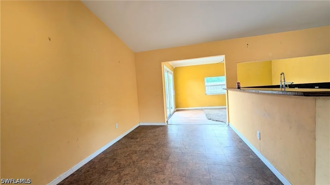 Photo of 521 5th Avenue