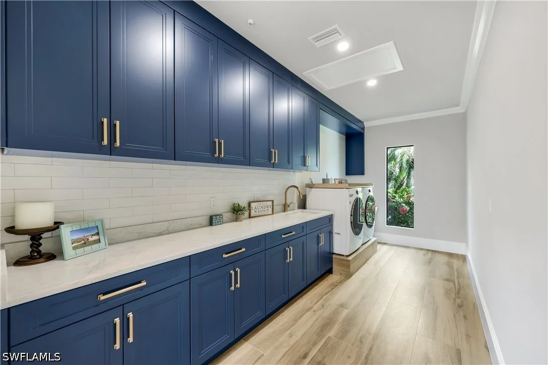 Photo of 4701 Oak Leaf Drive