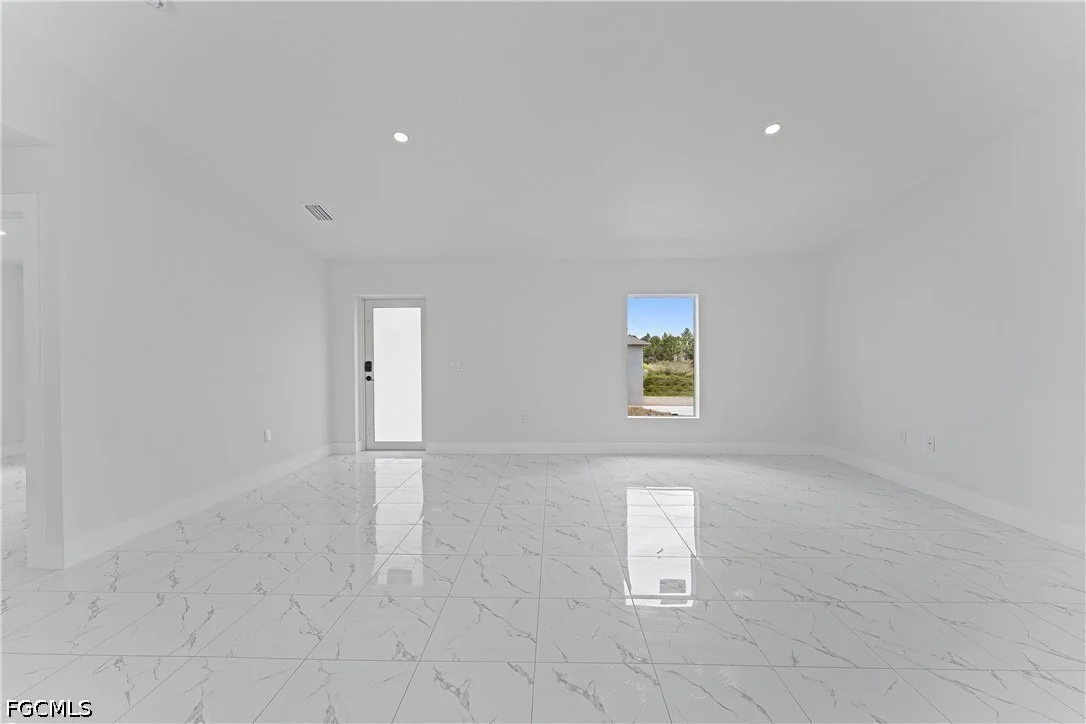 Photo of 720 Grant Boulevard