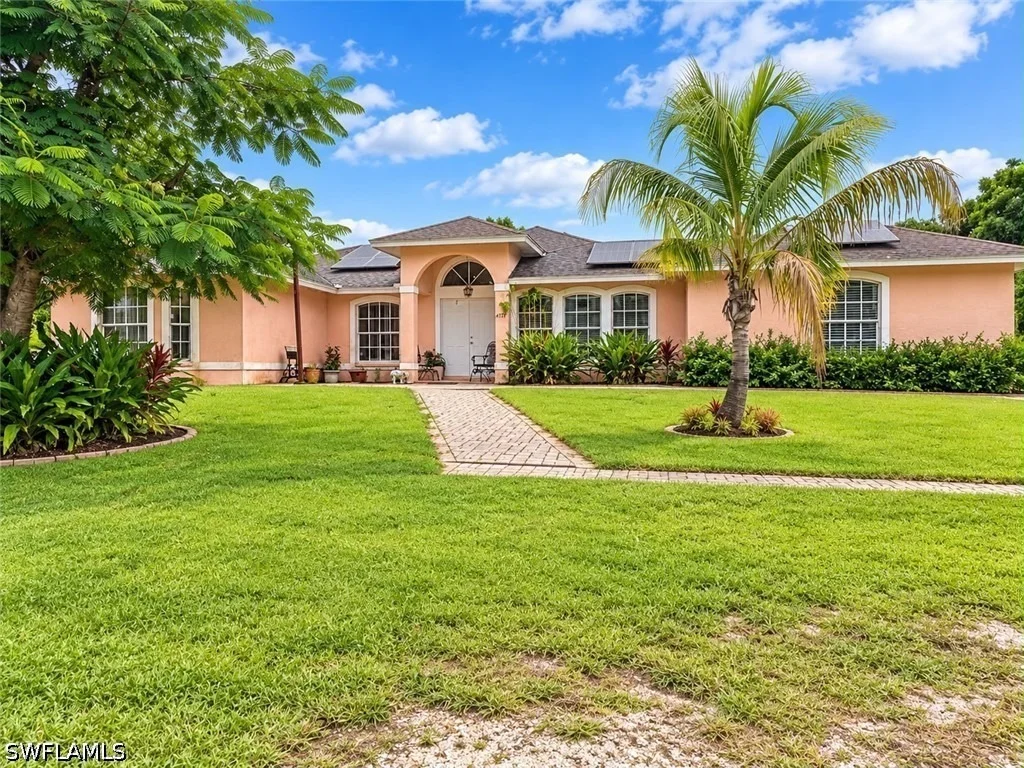 Photo of 4775 Everglades Boulevard N
