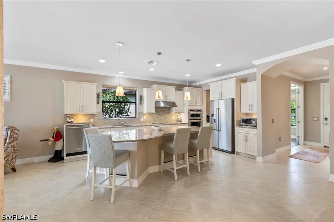 Photo of 6244 Victory Drive