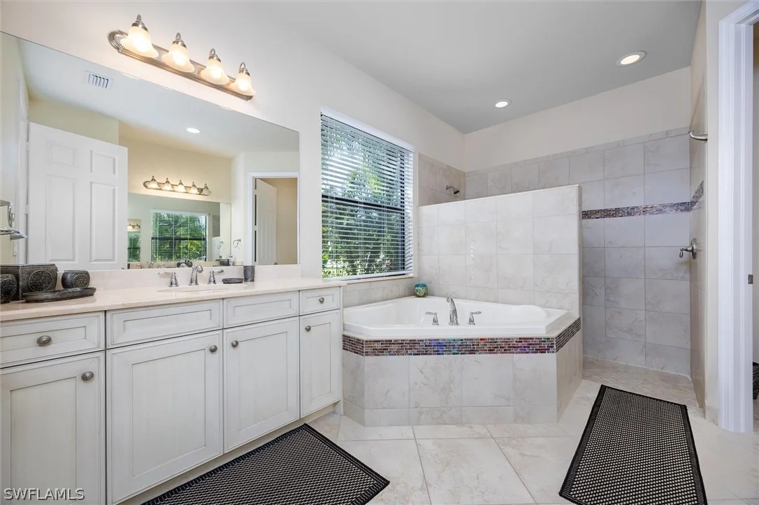 Photo of 3296 Pacific Drive