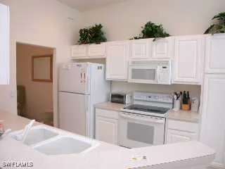 Photo of 9101 SPRING RUN Boulevard
