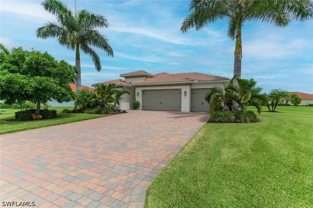 Photo of 18709 Lake Hammock Drive