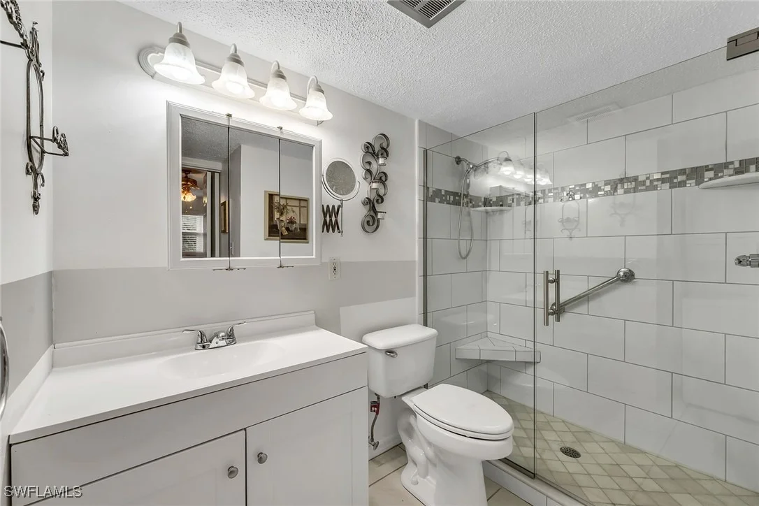 Photo of Unit 3B at 200 Valley Stream Drive