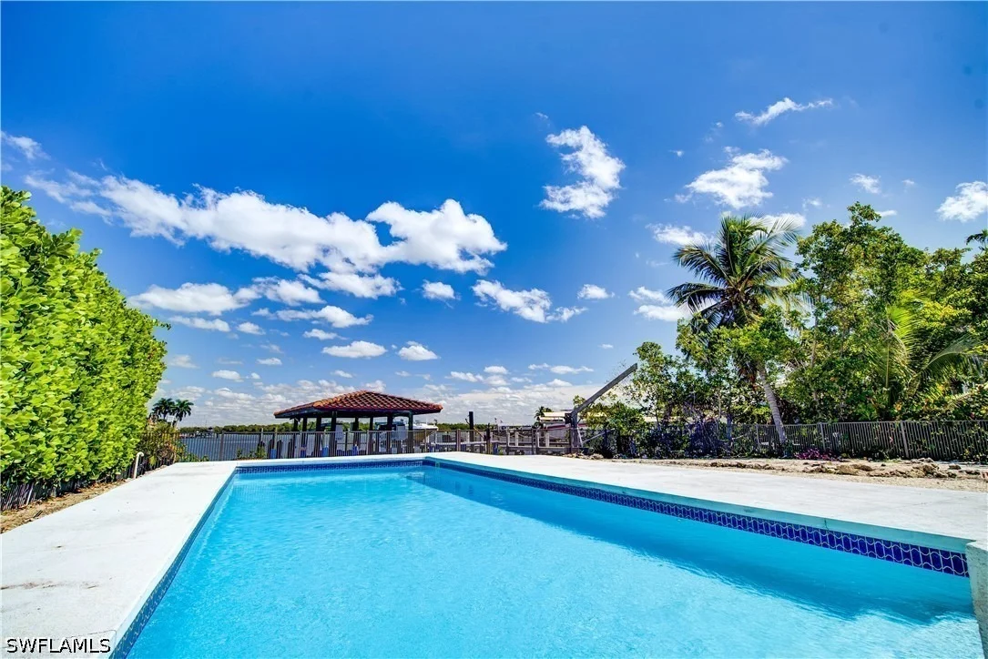 Photo of 11 Capri Boulevard
