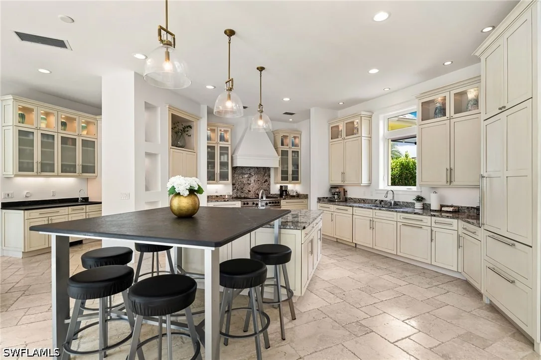 Photo of 615 Binnacle Drive