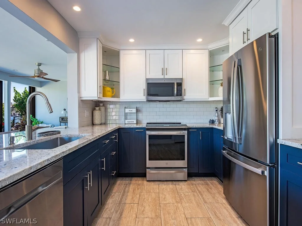 Photo of 3165 Lakeview Drive