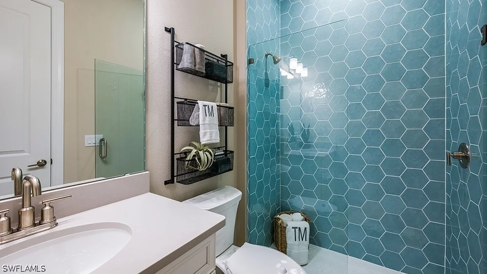 Photo of 23067 Silver Pearl Key