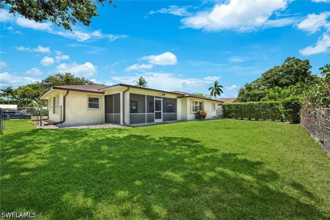 Photo of 2530 10th Street N