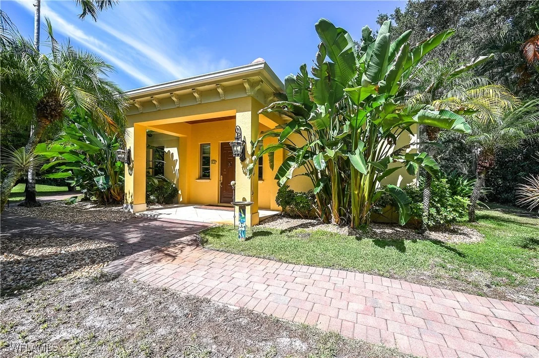 Photo of 683 Hickory Road