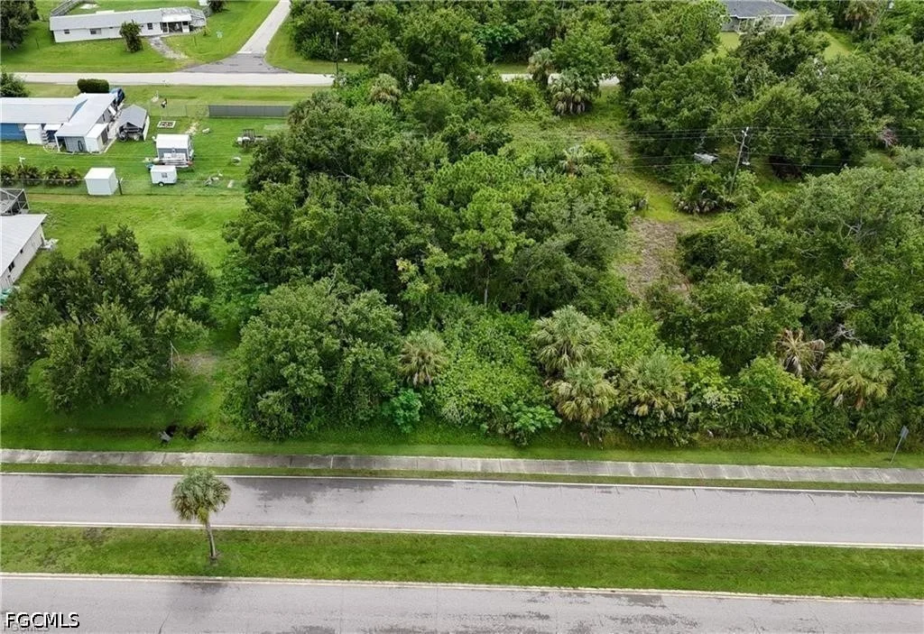Photo of 6117 Golf Course Boulevard