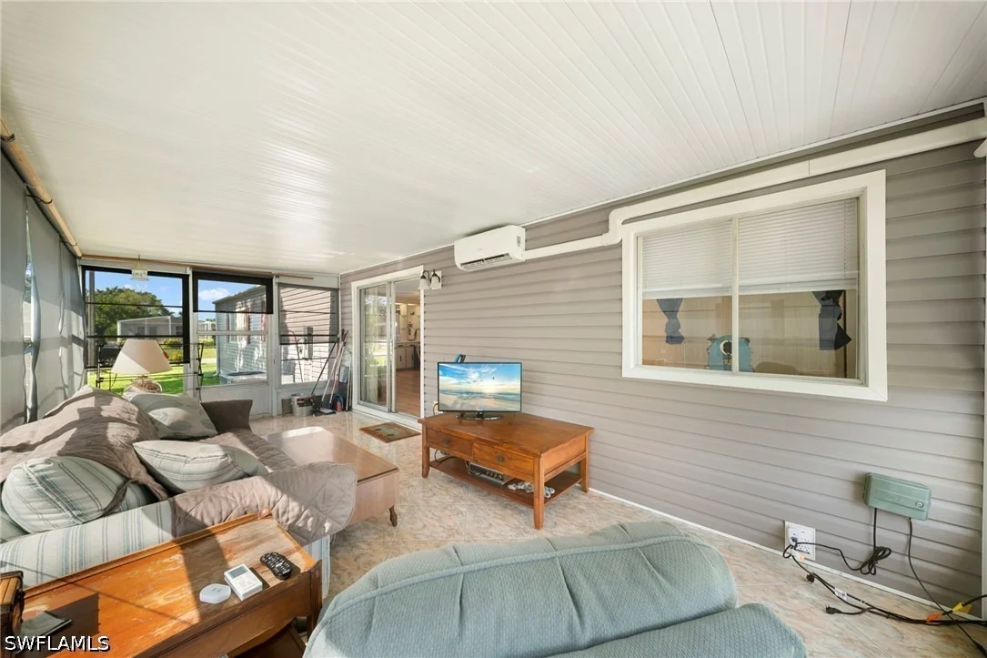Photo of 455 Cape Florida Way