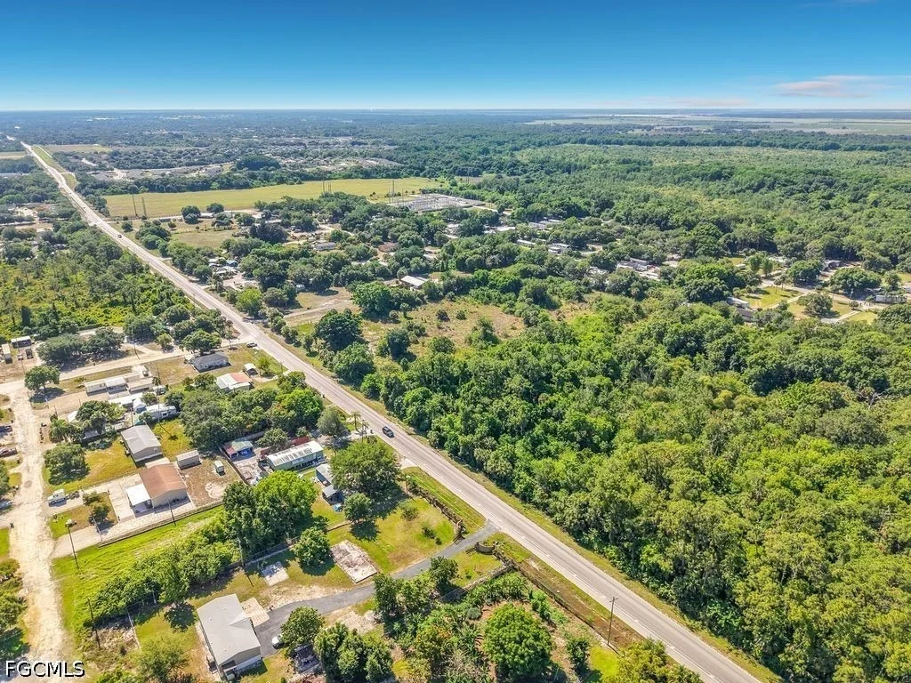 Photo of 4607 LAKE TRAFFORD Road