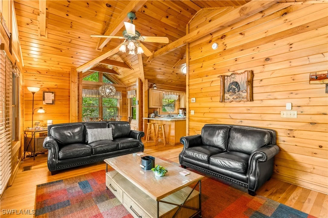 Photo of 4062 Chamberlain Lane