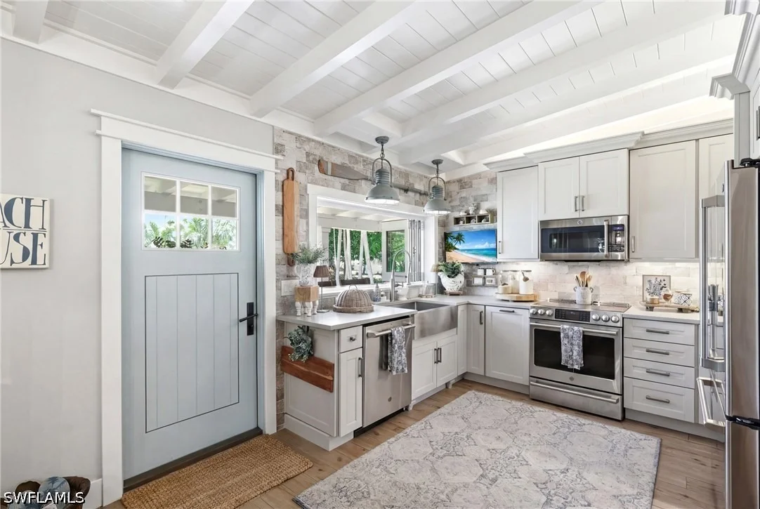 Photo of 840 Myrtle Terrace