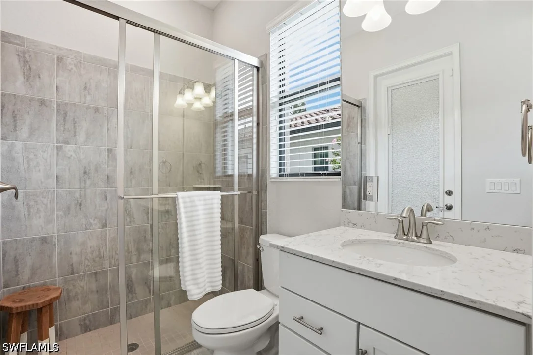 Photo of 2327 Somerset Place