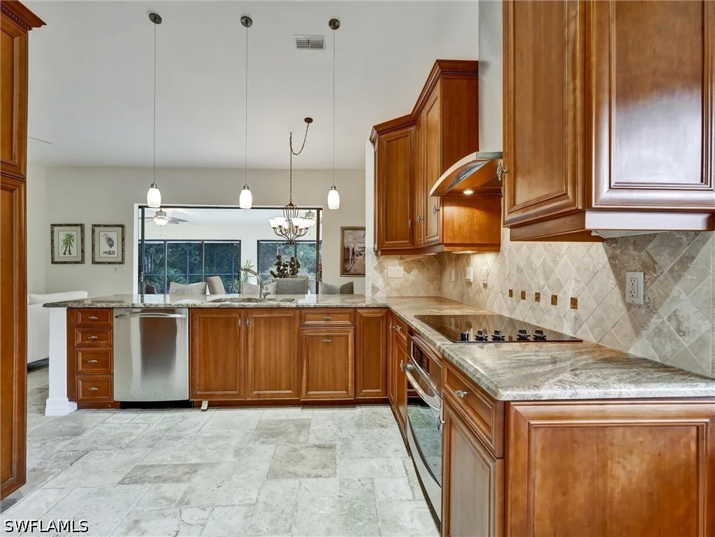 Photo of 241 Saint James Way