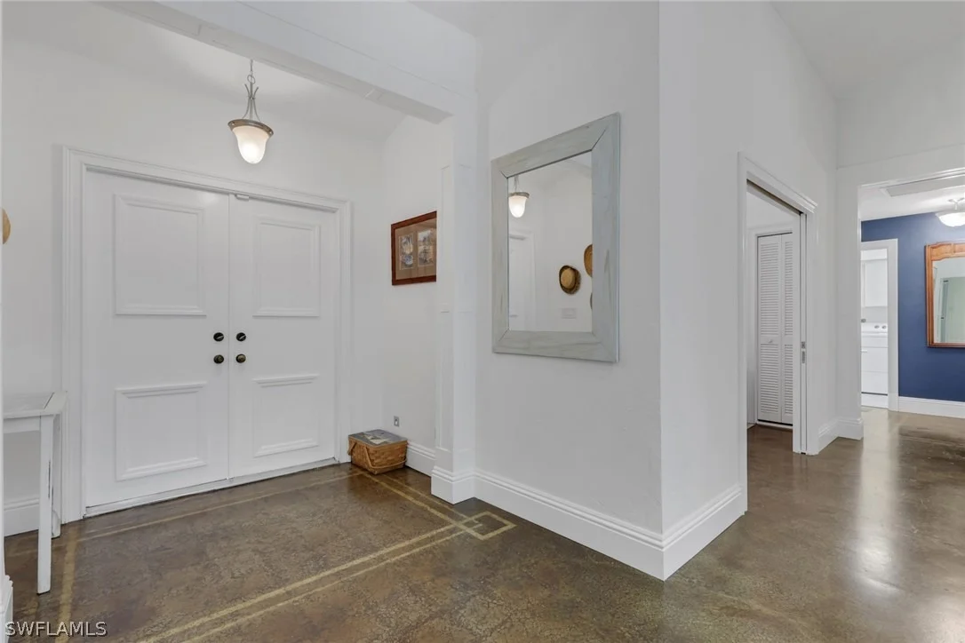 Photo of 2293 Royal Lane