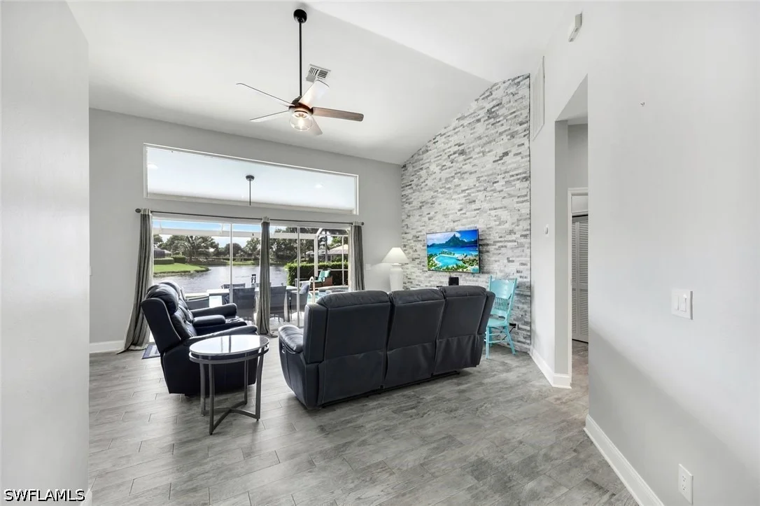 Photo of 7107 Falcons Glen Boulevard