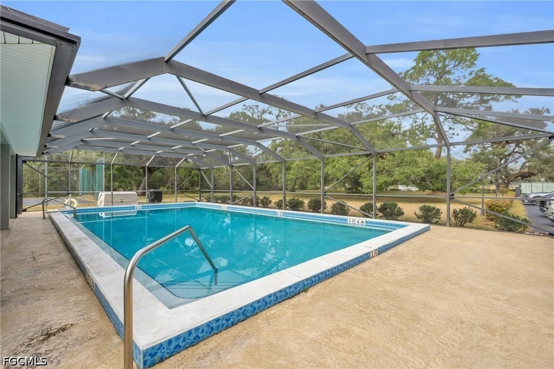 Photo of 1210 Riverbend Drive