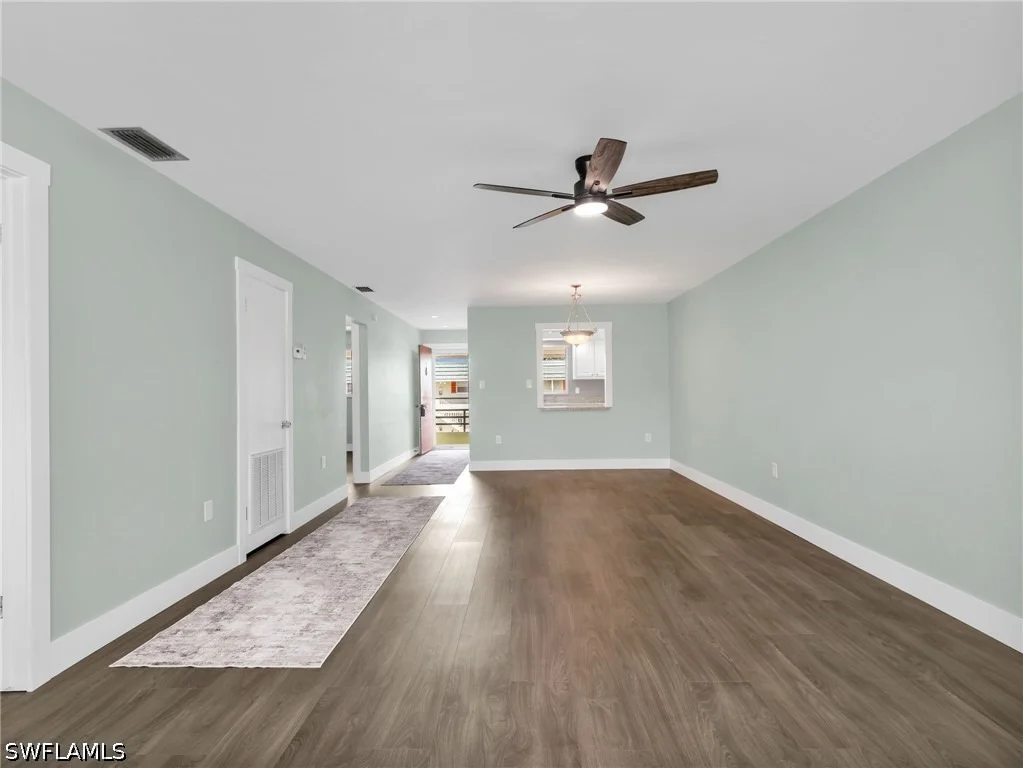 Photo of Unit 8A at 300 Valley Stream Drive