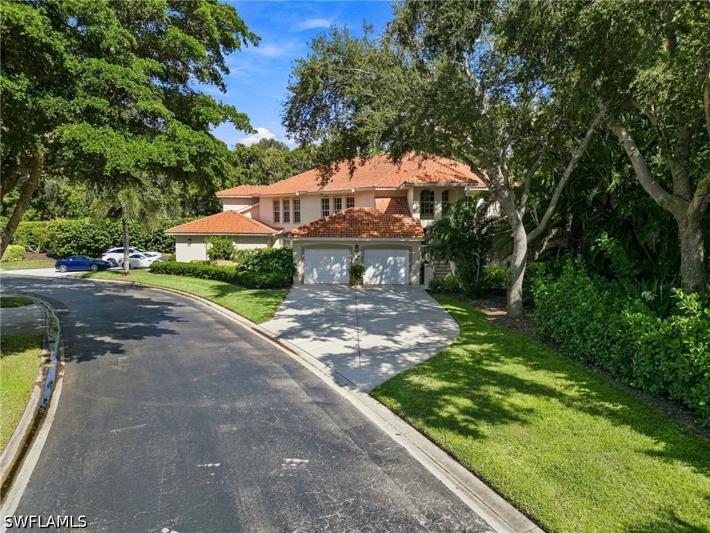 Photo of Unit 202 at 901 Egrets Run