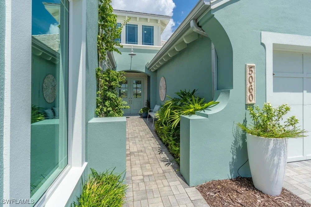 Photo of 5060 Martinique Drive