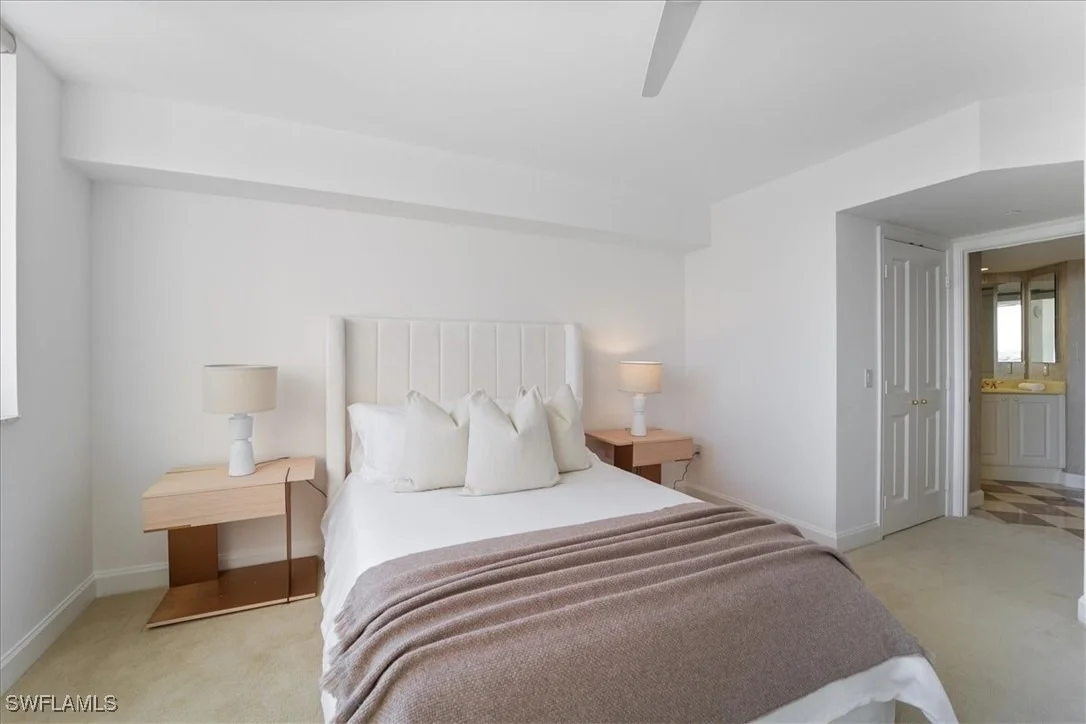 Photo of Unit 601 at 6597 Nicholas Boulevard