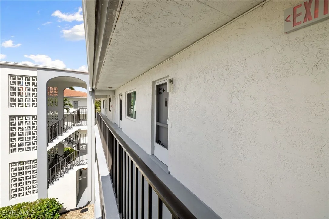 Photo of Unit 307 at 5 High Point Circle W