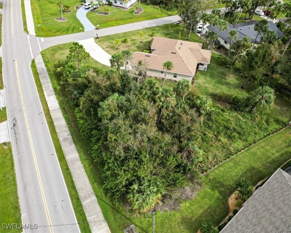 Photo of 25655 Deep Creek Boulevard