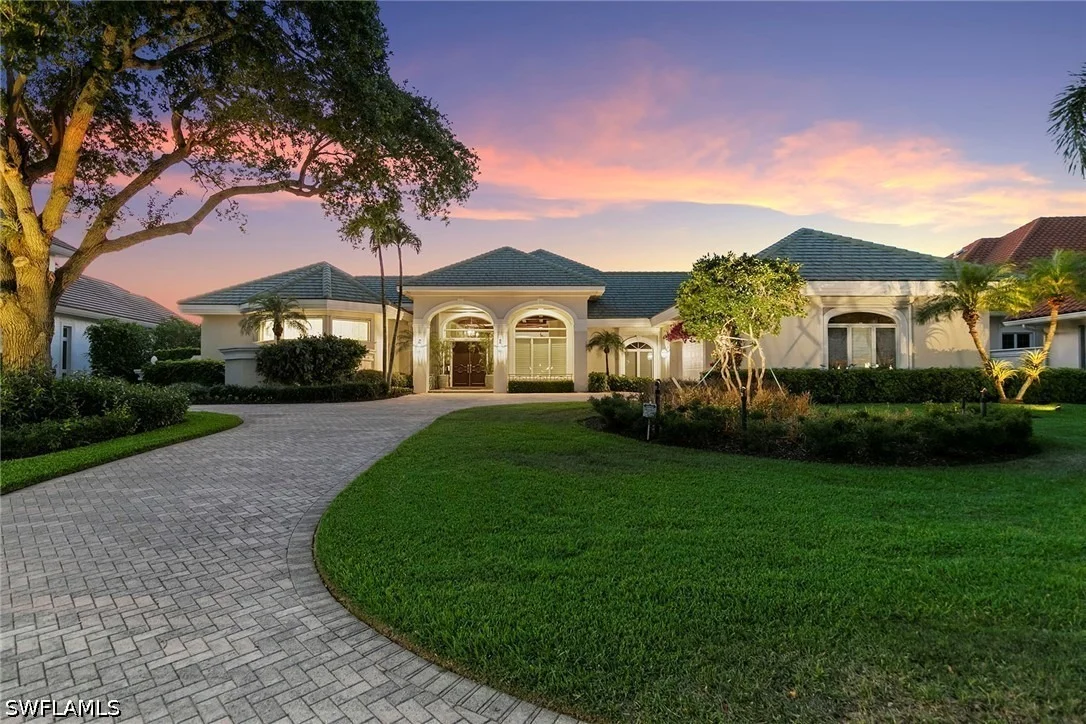 Photo of 6991 Greentree Drive