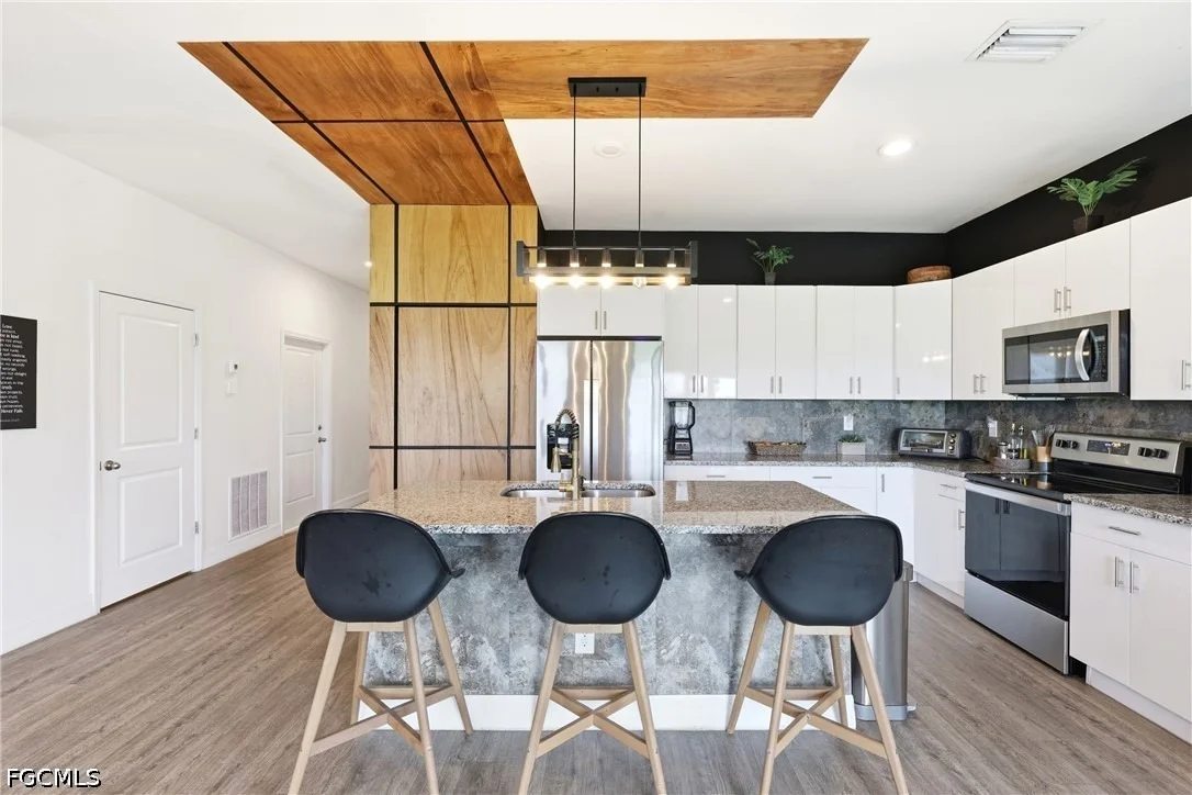 Photo of 9049 Green Circle
