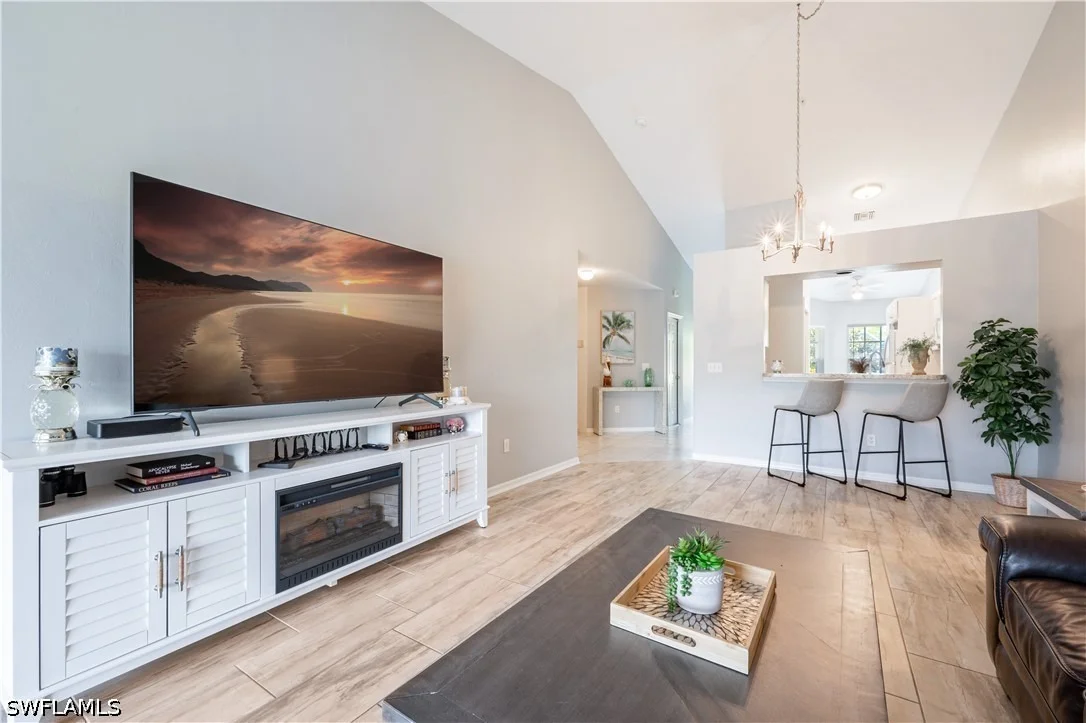 Photo of Unit 1002 at 367 Dover Place