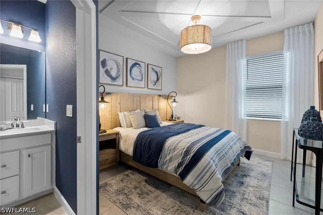 Photo of 17522 Saddleback Loop