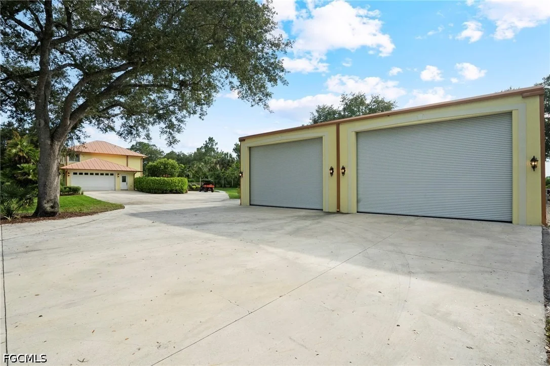 Photo of 21531 N RIVER Road