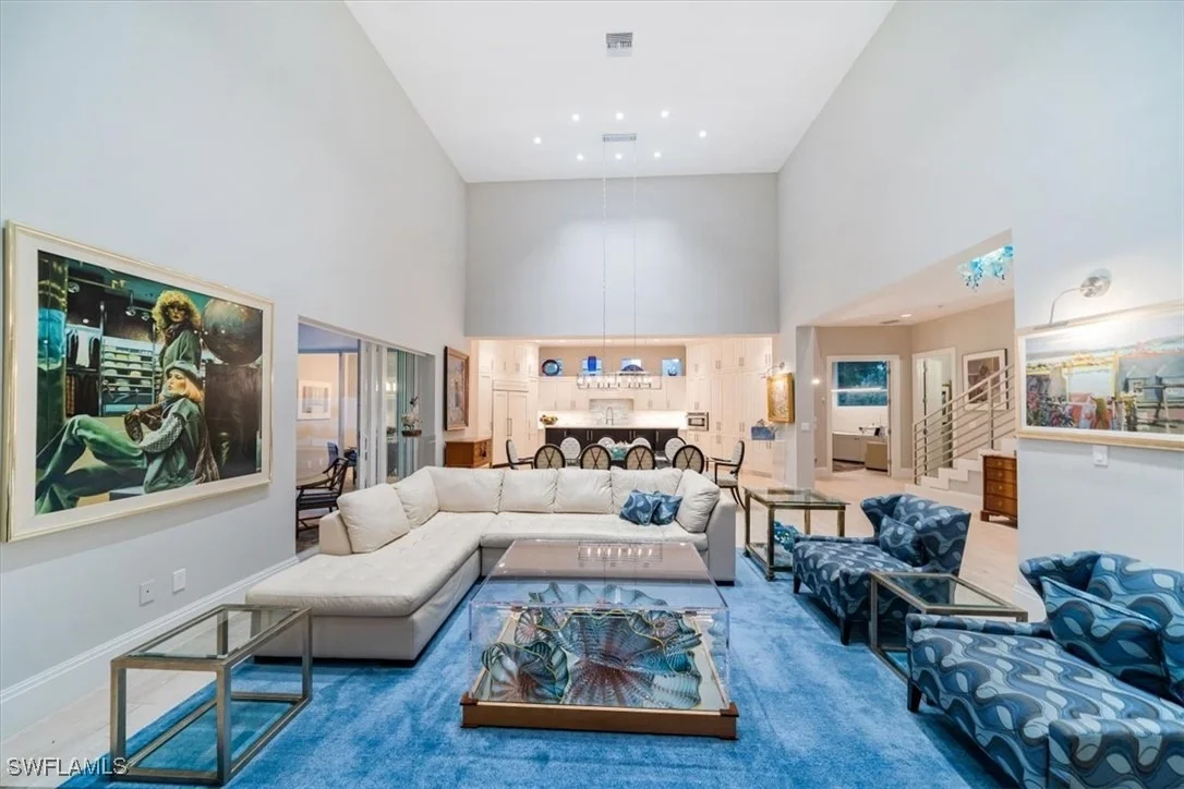 Photo of 367 5th Avenue N