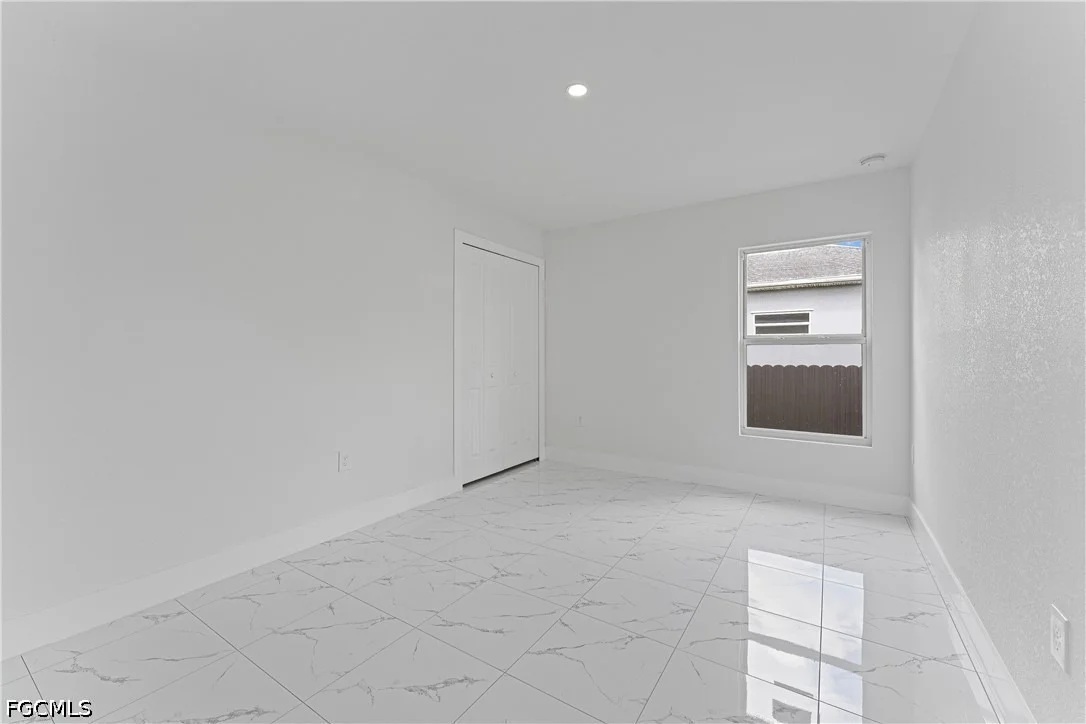 Photo of 909 Grant Boulevard