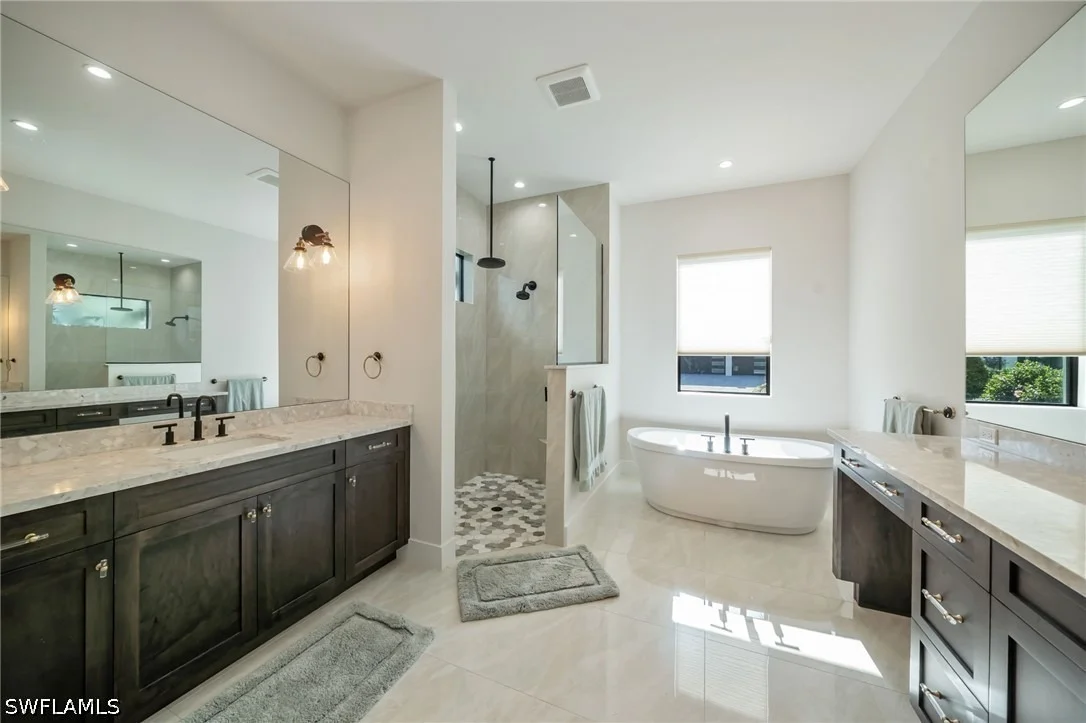 Photo of 2943 Coco Lakes Drive