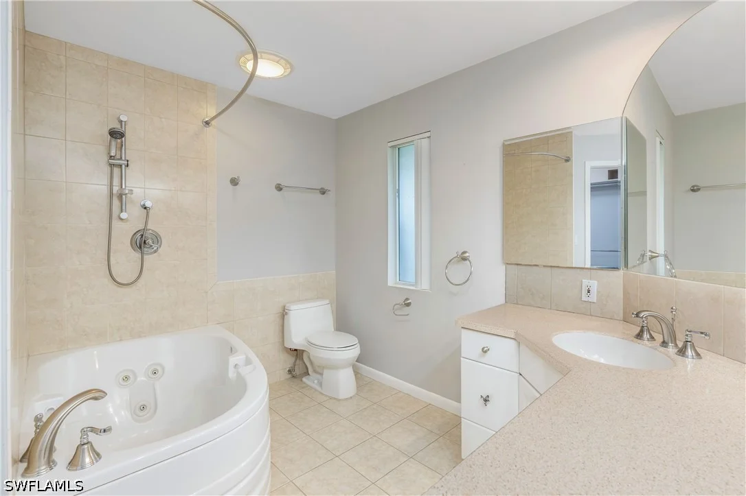 Photo of 313 Forest Hills Boulevard
