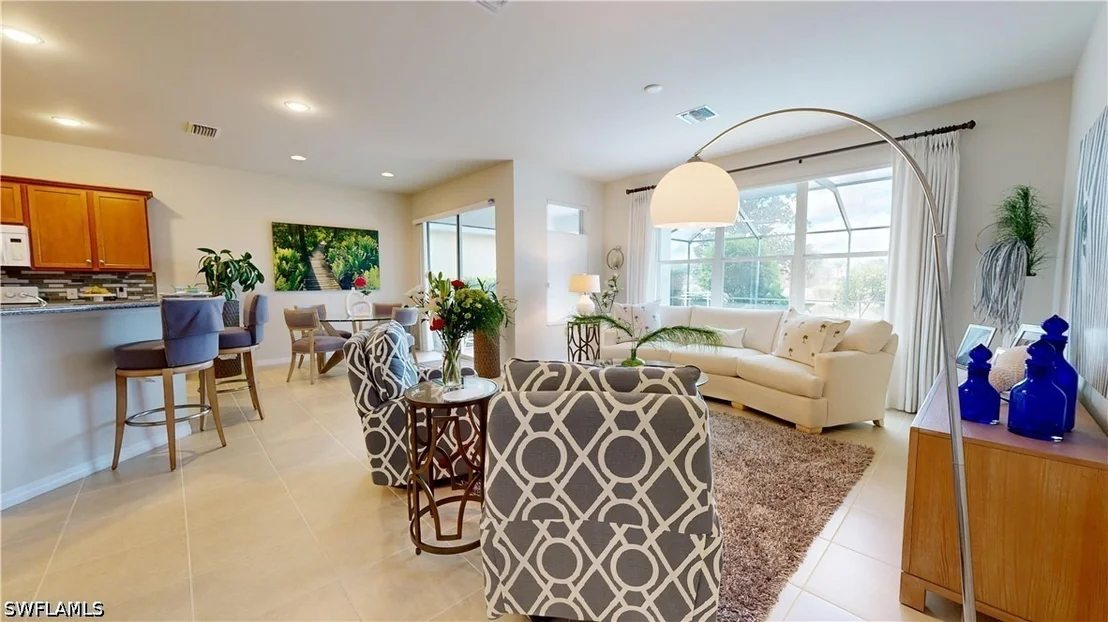 Photo of 5937 Constitution Street
