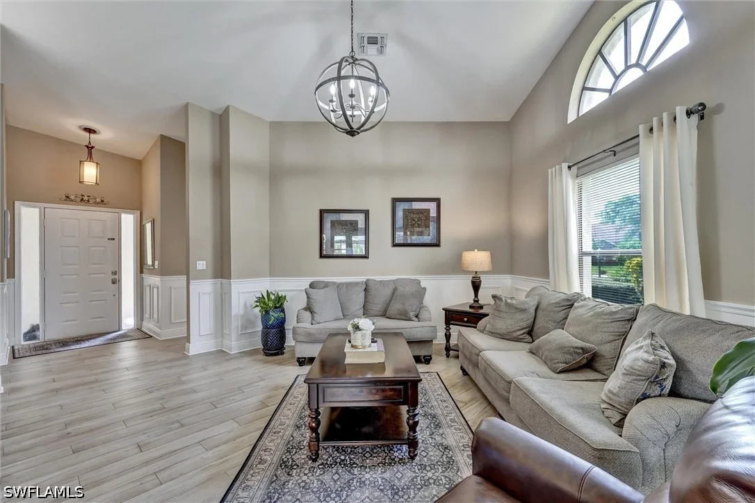 Photo of 453 Countryside Drive